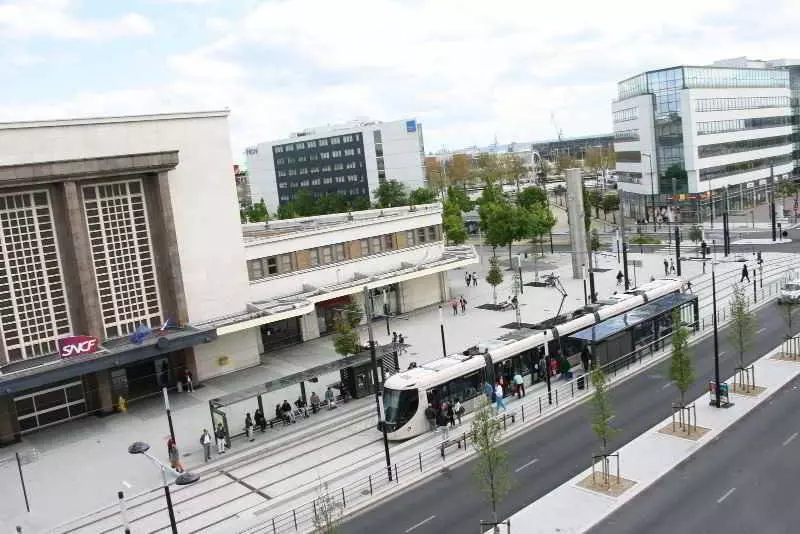 호텔 B&b Le Havre Centre Gare