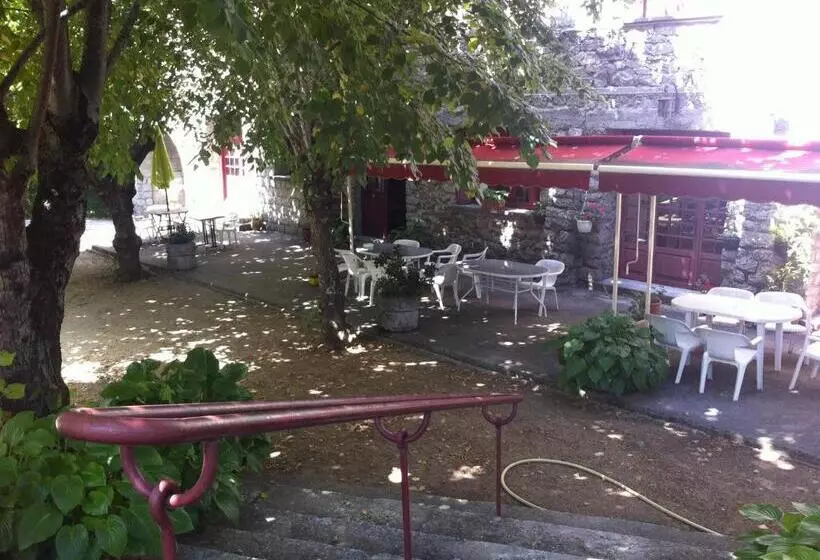 호텔 Hôtel Pub Le Petit Bosquet