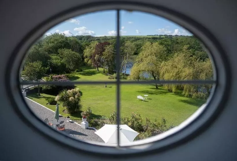 ホテル Innishannon House