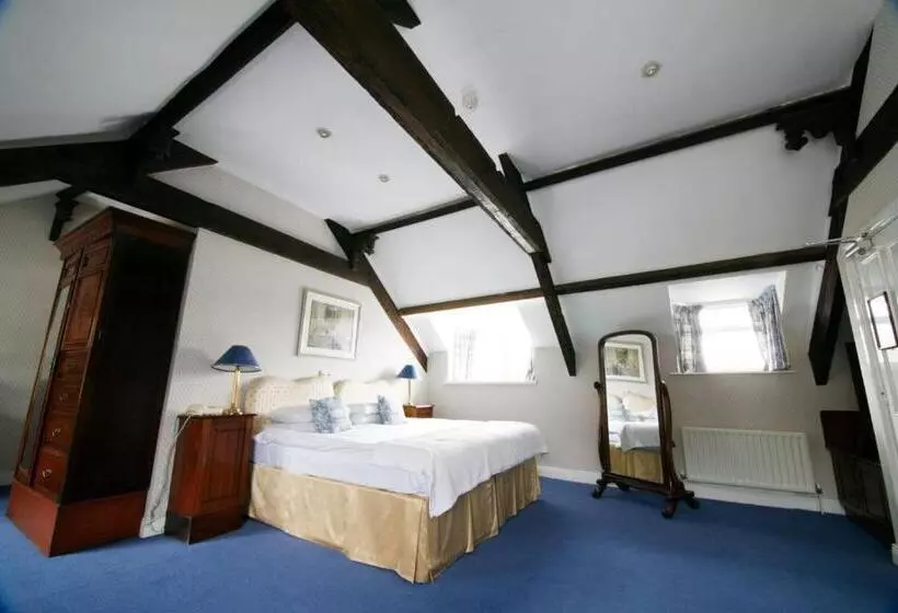 ホテル Innishannon House