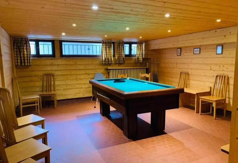 酒店 L Arveyron Open House