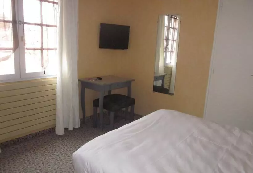 ホテル La Chaumiere