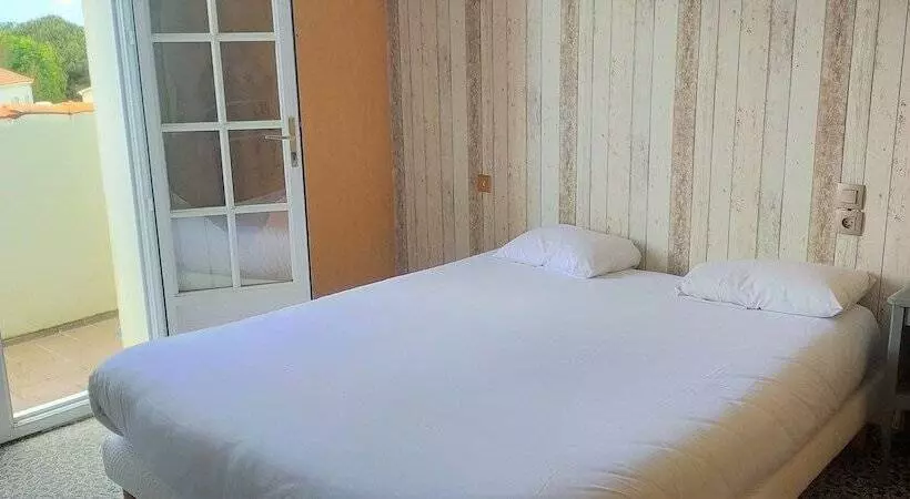 ホテル La Chaumiere