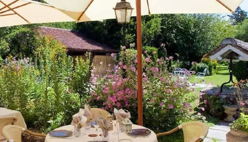 Hotel Logis Auberge Du Centre