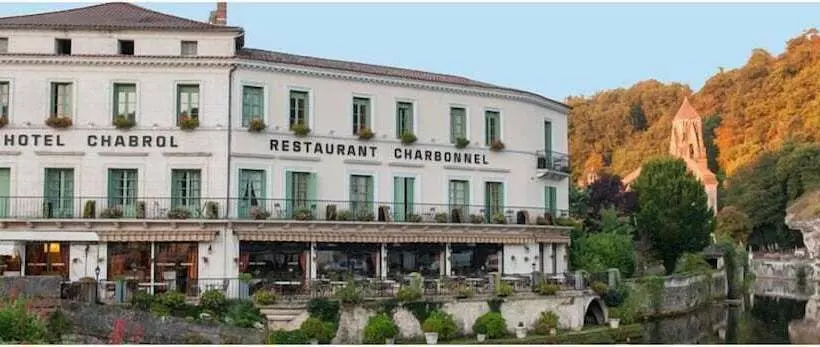 בית מלון כפרי Restaurant Charbonnel