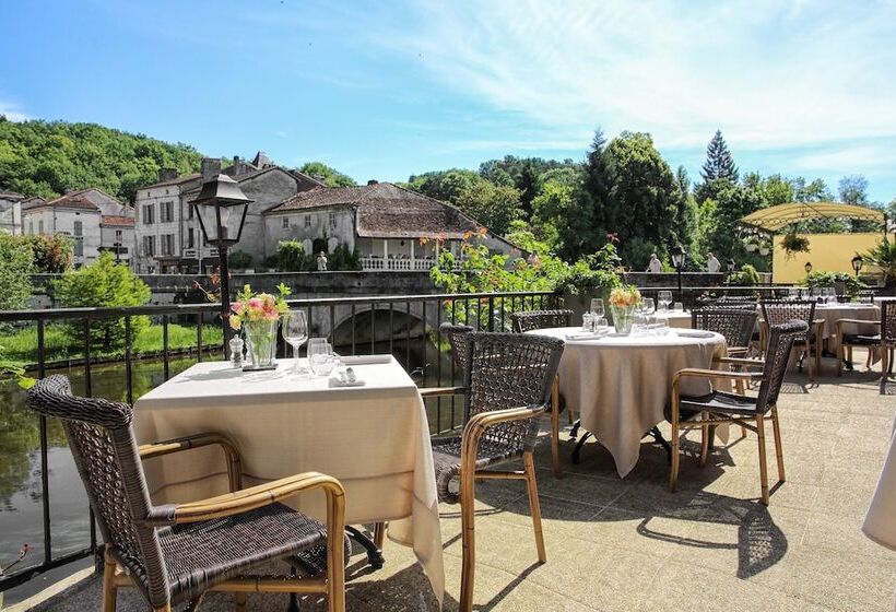 ホテル Restaurant Charbonnel