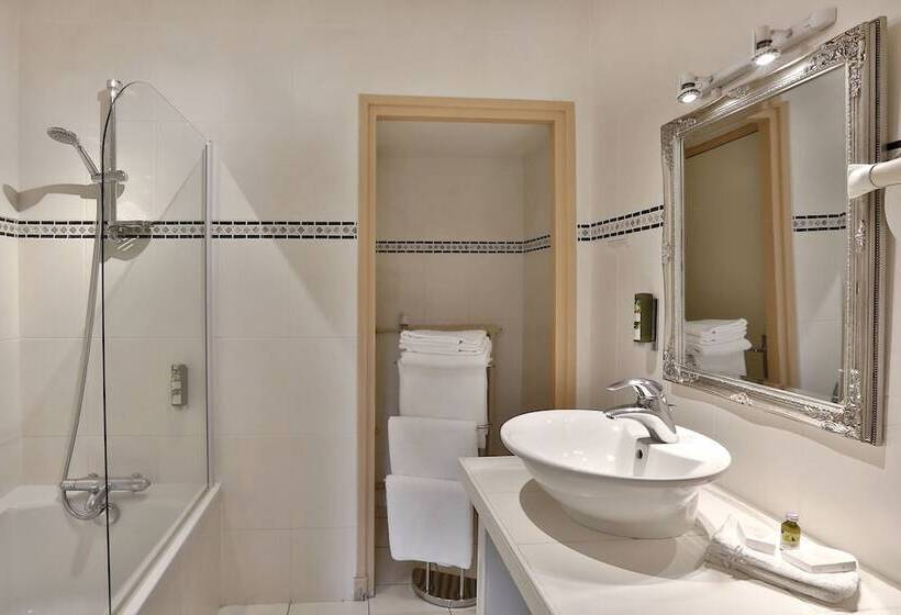 ホテル Restaurant Charbonnel