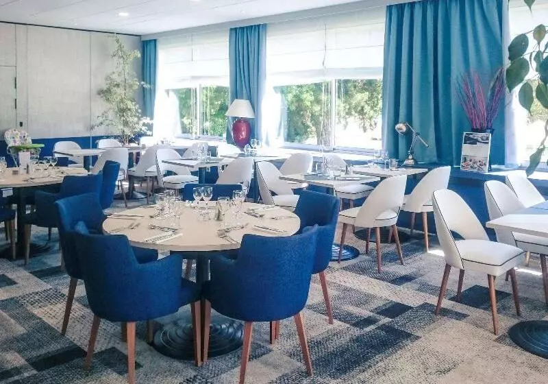 호텔 Mercure Macon Bord De Saone