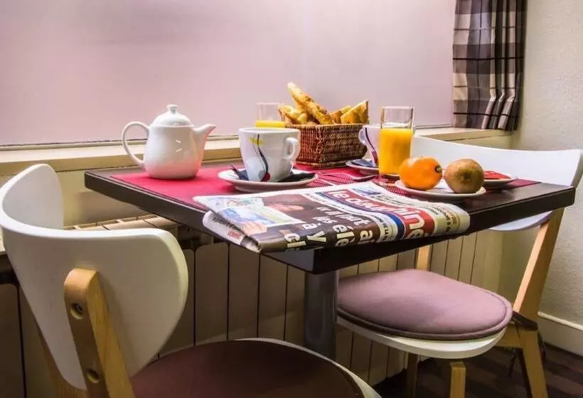 호텔 Théâtre Hôtel Chambéry