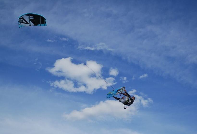 汽车旅馆  Amerique Hotel Palavas   Piscine   Plage