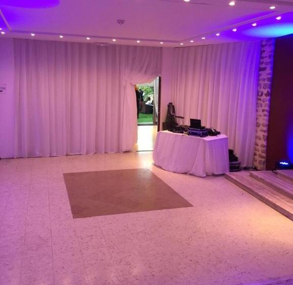 فندق Auberge De L'etoile