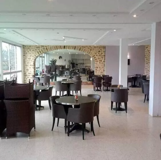 Отель Auberge De L'etoile