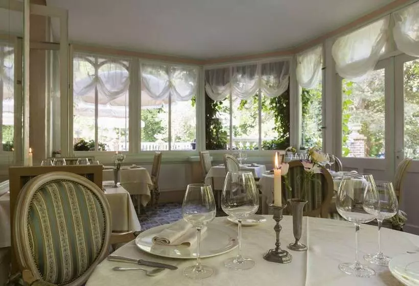 Belle Isle Sur Risle   Chateau Hotel & Spa