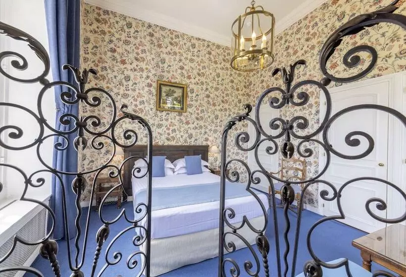 בית מלון כפרי Chateau D Artigny