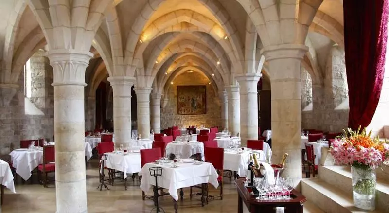Hotell Chateau De Gilly
