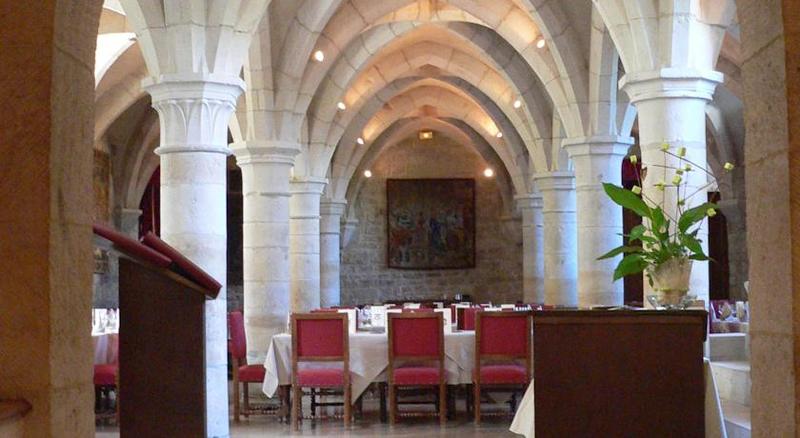 בית מלון כפרי Chateau De Gilly