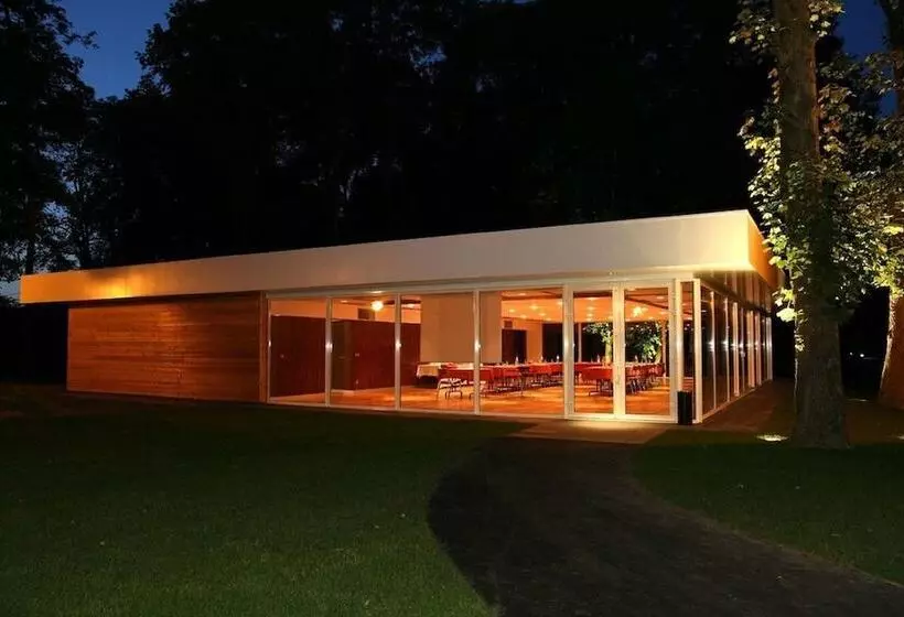 בית מלון כפרי Chateau De La Motte Fenelon