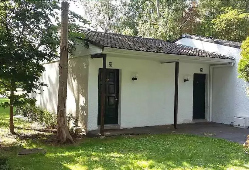 בית מלון כפרי Chateau De La Motte Fenelon