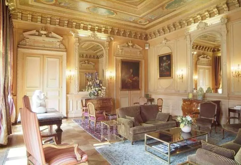 בית מלון כפרי Chateau De La Motte Fenelon