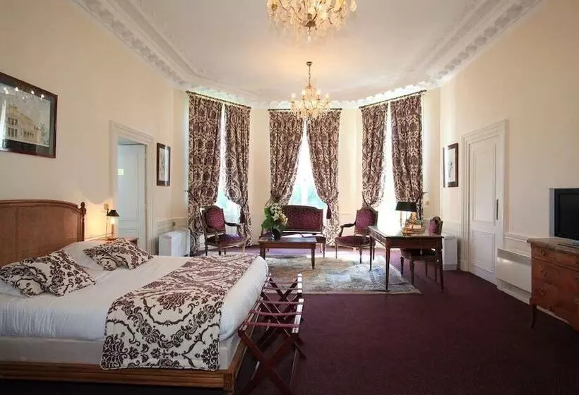 בית מלון כפרי Chateau De La Motte Fenelon