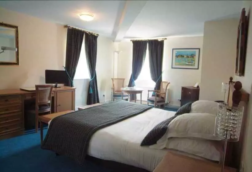 בית מלון כפרי Chateau De La Motte Fenelon