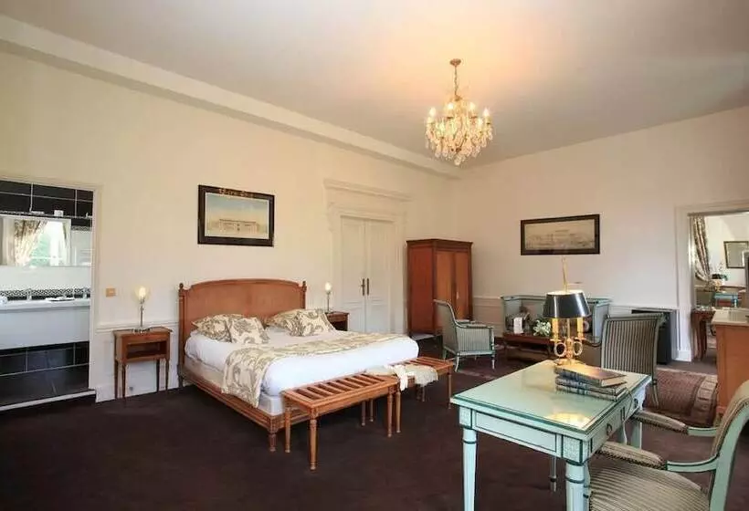 בית מלון כפרי Chateau De La Motte Fenelon