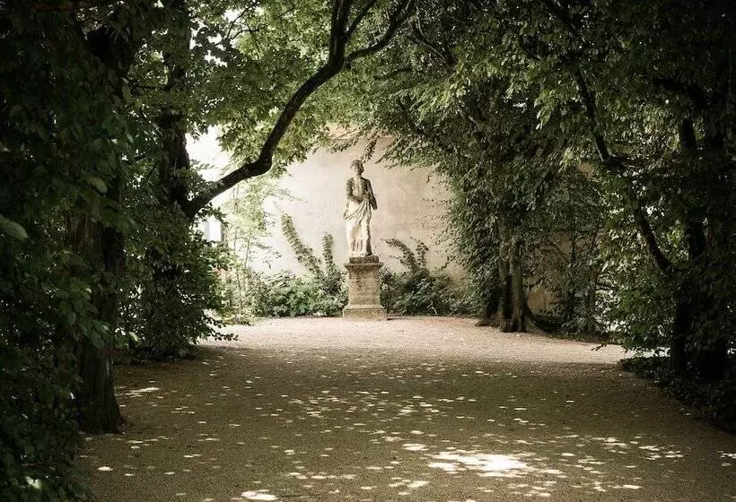 ホテル Chateau De Pizay