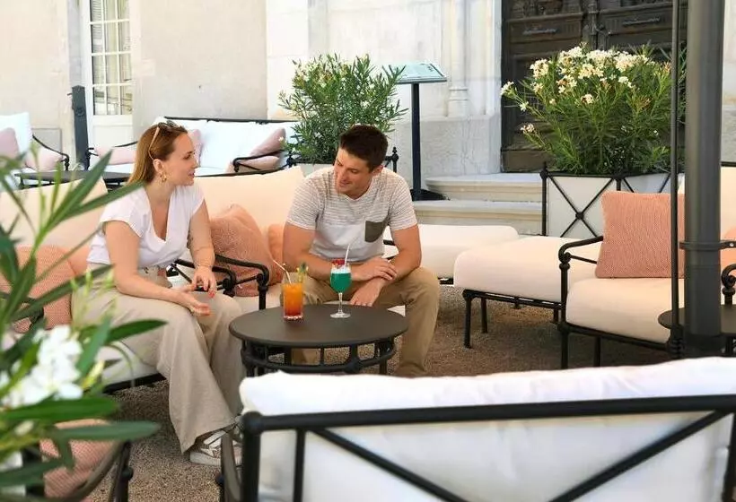 ホテル Chateau De Pizay