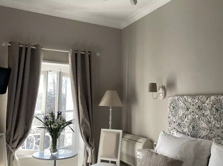 호텔 Chateau Des Jacobins