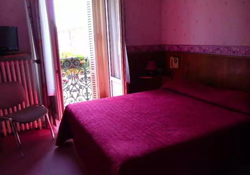 בית מלון כפרי De Bale