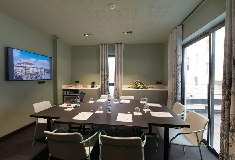 Отель Grand Hôtel Bristol