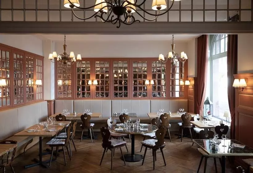 Отель Grand Hôtel Bristol