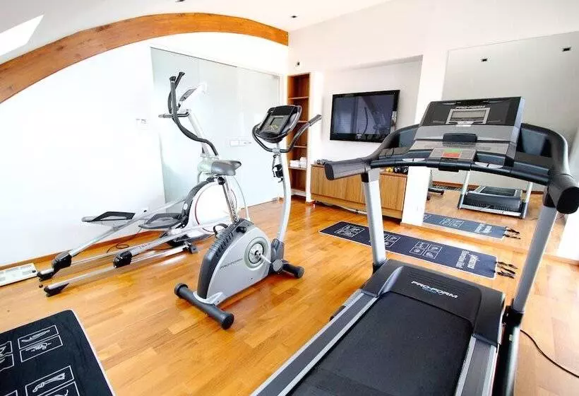 Отель Grand Hôtel Bristol