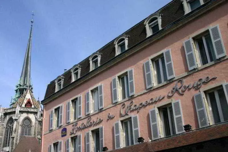 هتل Hostellerie Du Chapeau Rouge