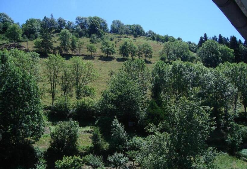 هتل Hôtel Beauséjour