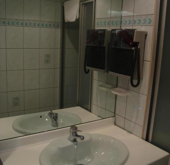 هتل Hôtel Beauséjour