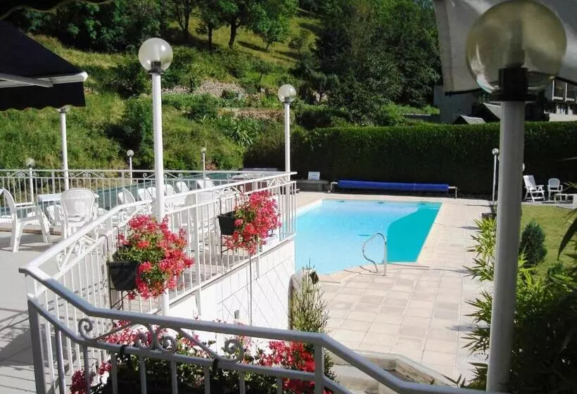 酒店 Hôtel Beauséjour