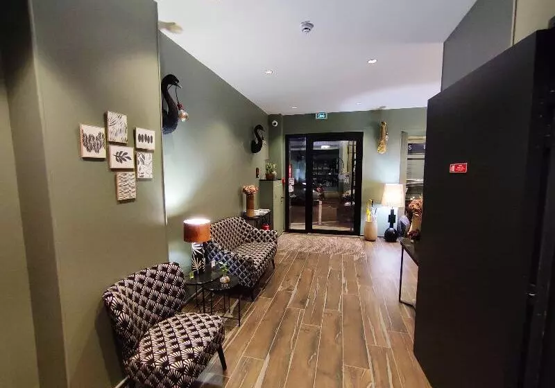 Отель Hôtel Paulette Rouen Centre Cathédrale