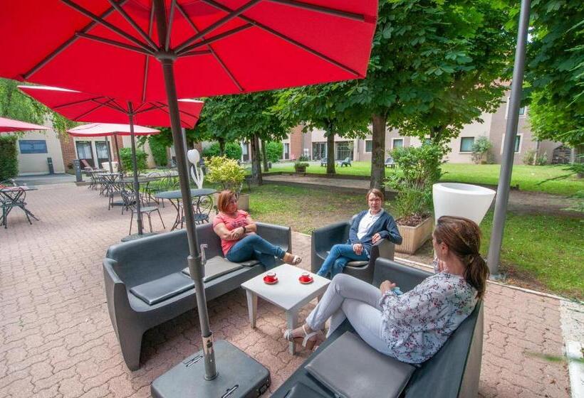 هتل Ibis Maisons Laffitte