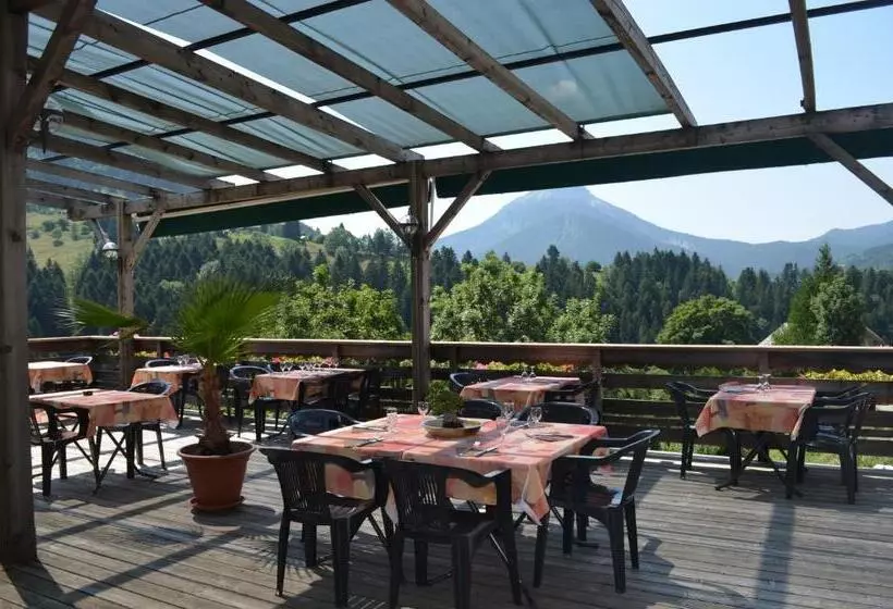 Отель Le Beau Site