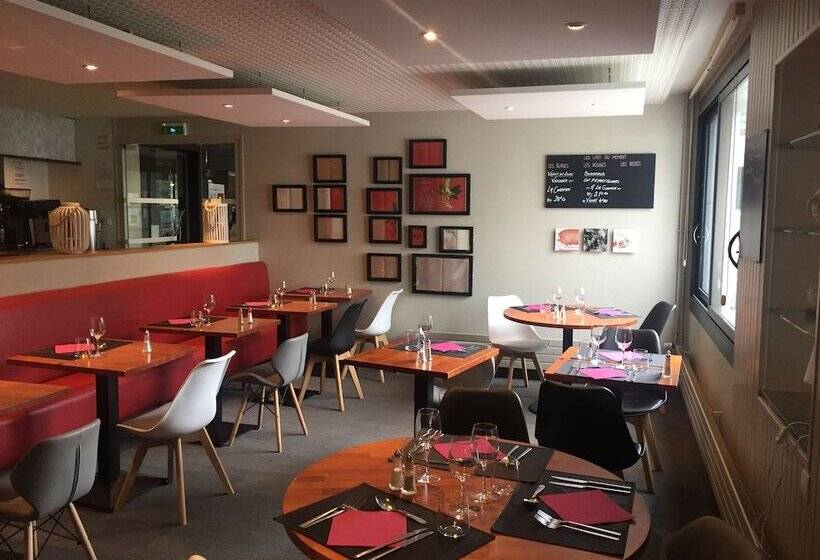 فندق Logis, Hôtel Au Chêne Vert, Saint Brieuc Nord