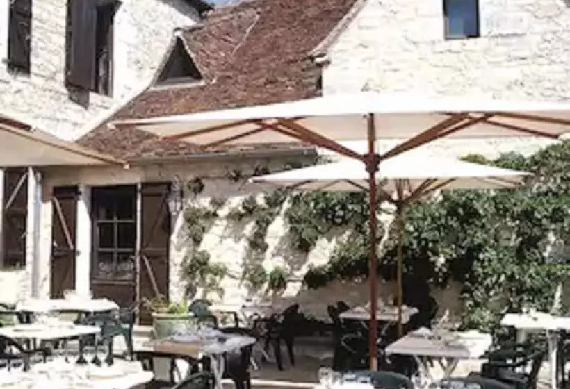 ホテル Logis La Garissade