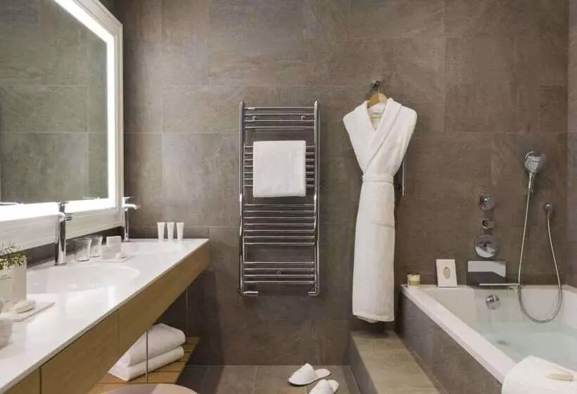 هتل Hôtel Barrière L Hôtel Du Golf