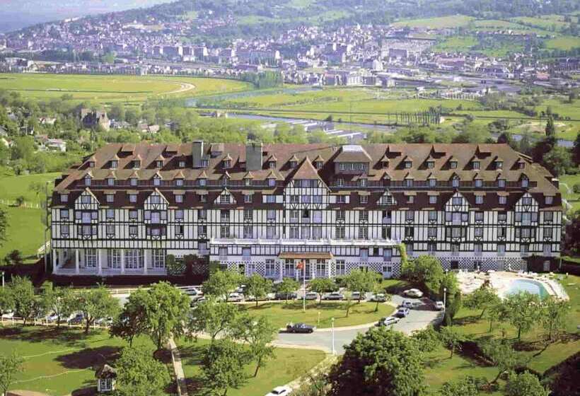 בית מלון כפרי Hôtel Barrière L Hôtel Du Golf