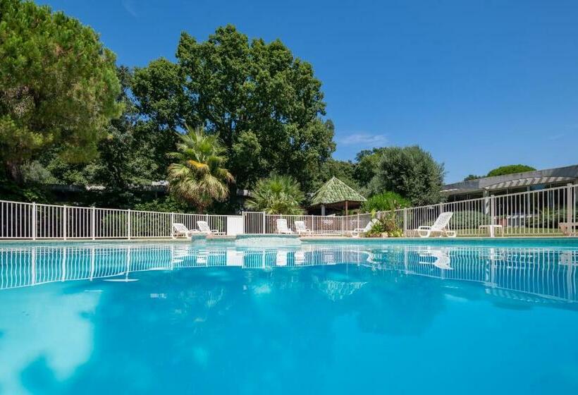 هتل Campanile Cannes Ouest  Mandelieu