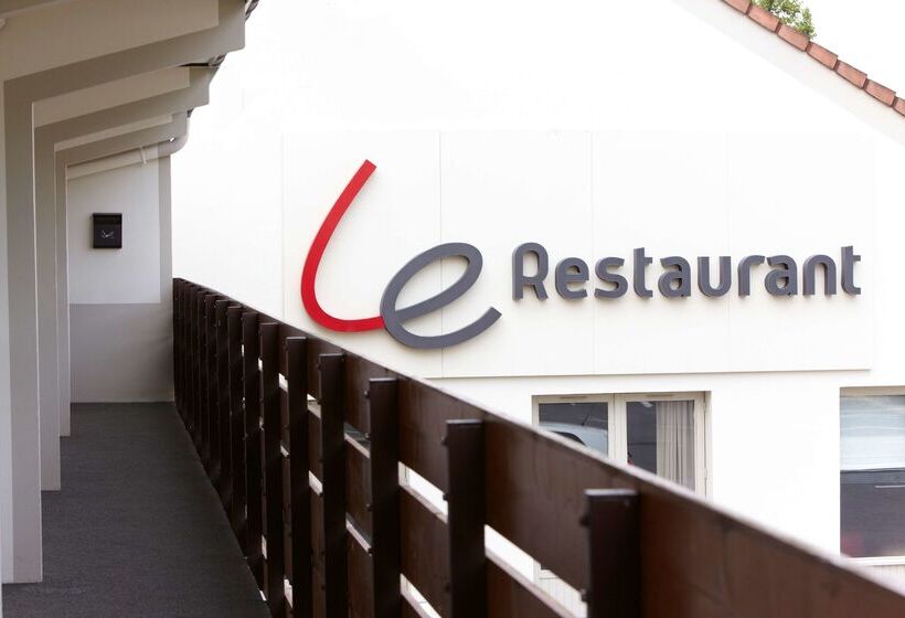 فندق Campanile Meaux