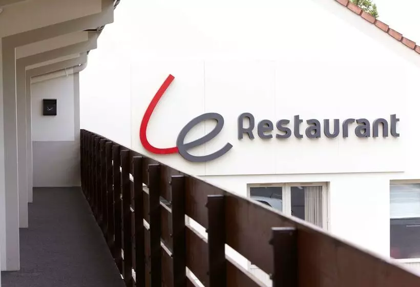 هتل Campanile Meaux