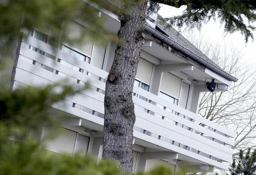 هتل Campanile Nantes ~ Saint Herblain