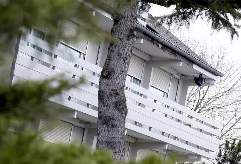 Отель Campanile Nantes ~ Saint Herblain