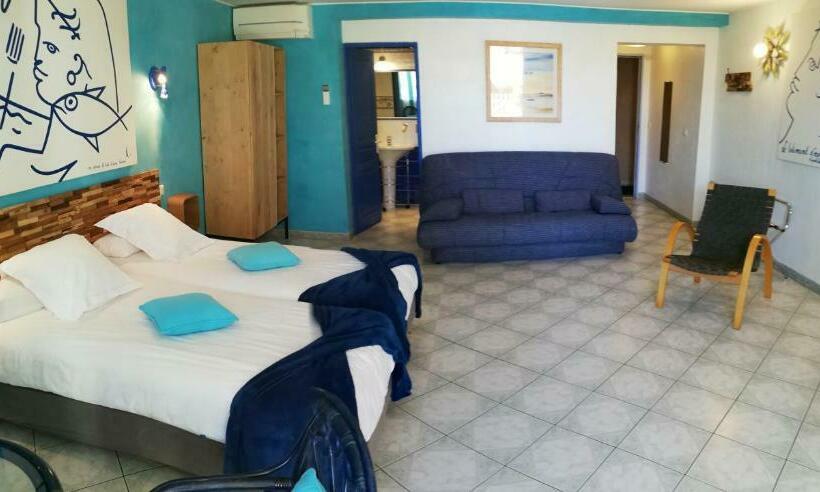 Отель Chambre D'hôtes La Potinière